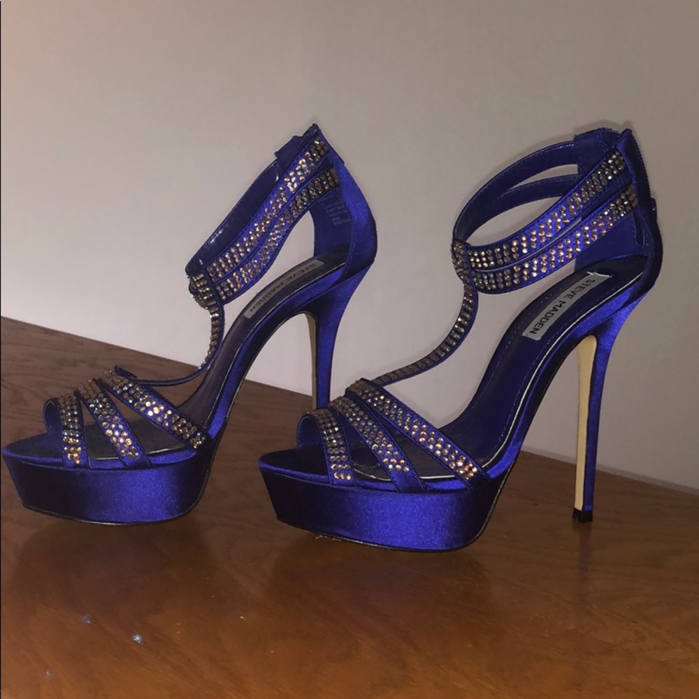 Steve Madden Purple Satin Rhinestone Heels SZ 7 - Picture 2 of 5